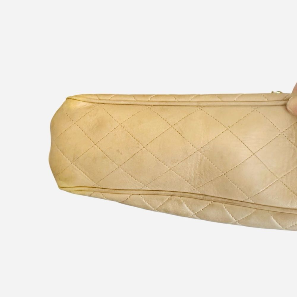 CHANEL Gold Quilted Shoulder Bag with Chain Straps - Picture 7 of 16